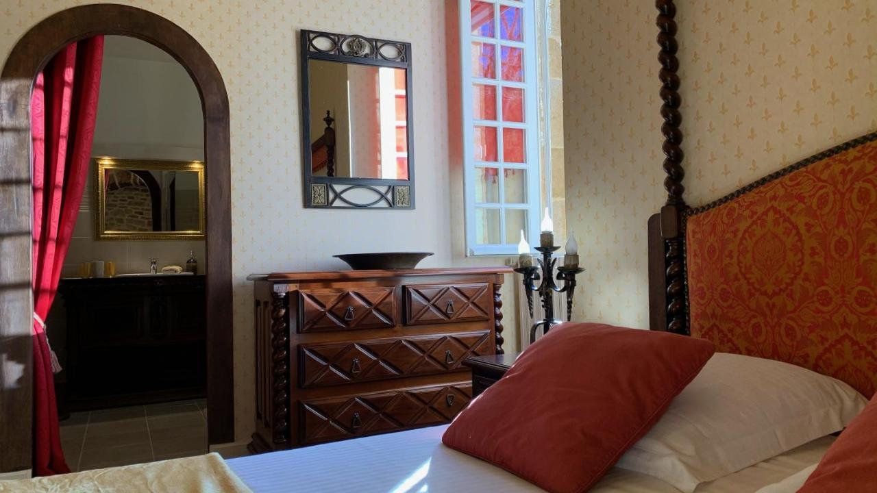 Le Moulin Du Boisset Bed & Breakfast Saint-Denis-les-Martel Exterior photo