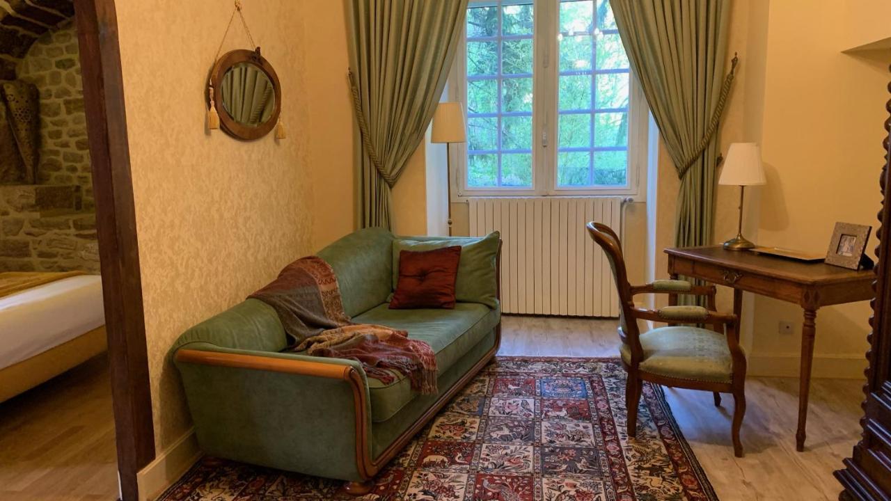 Le Moulin Du Boisset Bed & Breakfast Saint-Denis-les-Martel Exterior photo