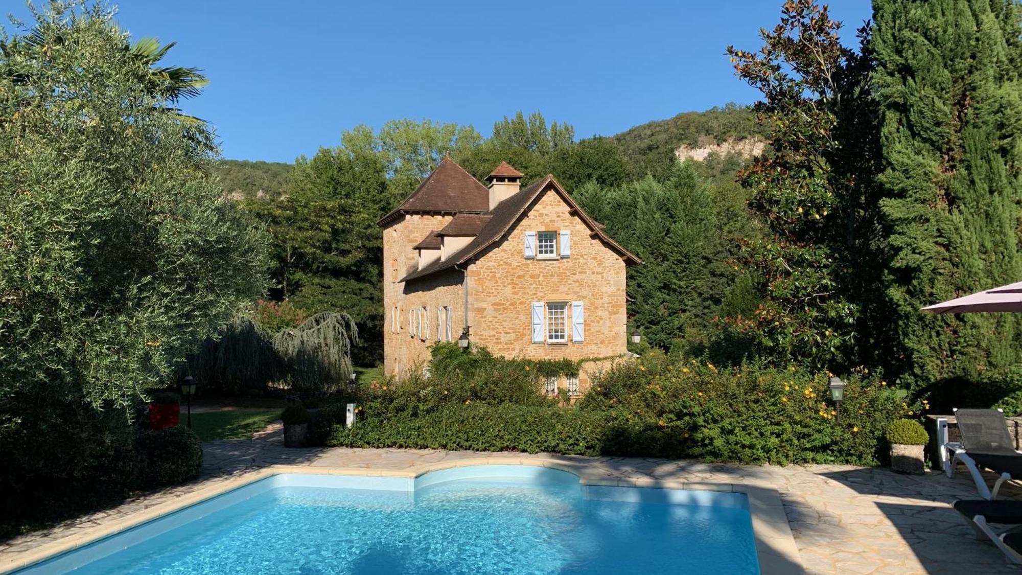 Le Moulin Du Boisset Bed & Breakfast Saint-Denis-les-Martel Exterior photo
