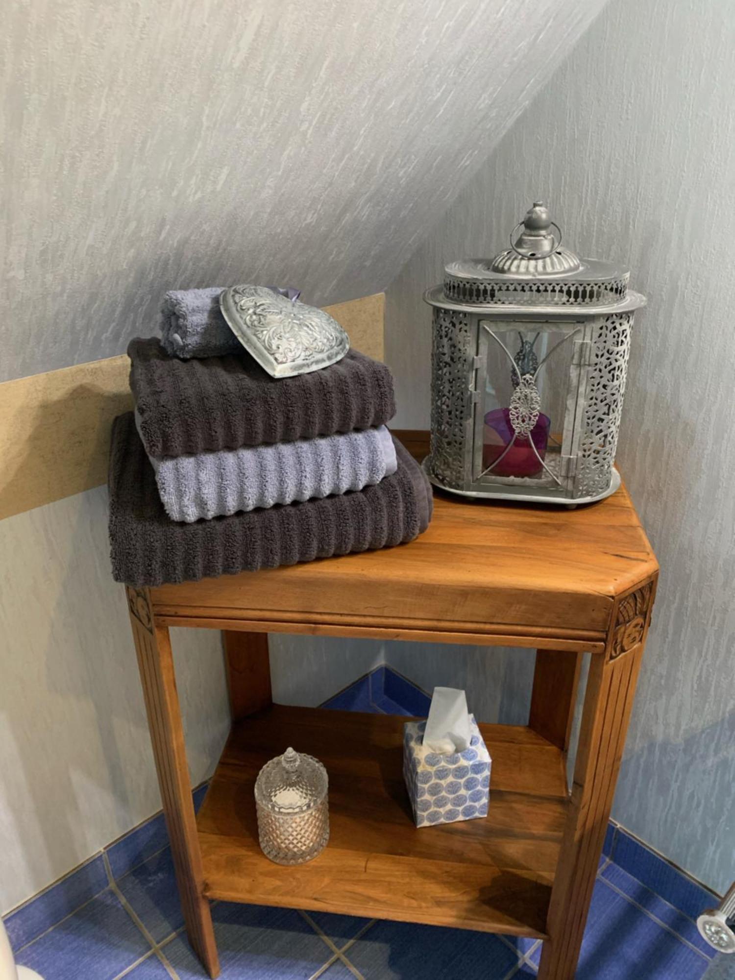 Le Moulin Du Boisset Bed & Breakfast Saint-Denis-les-Martel Room photo